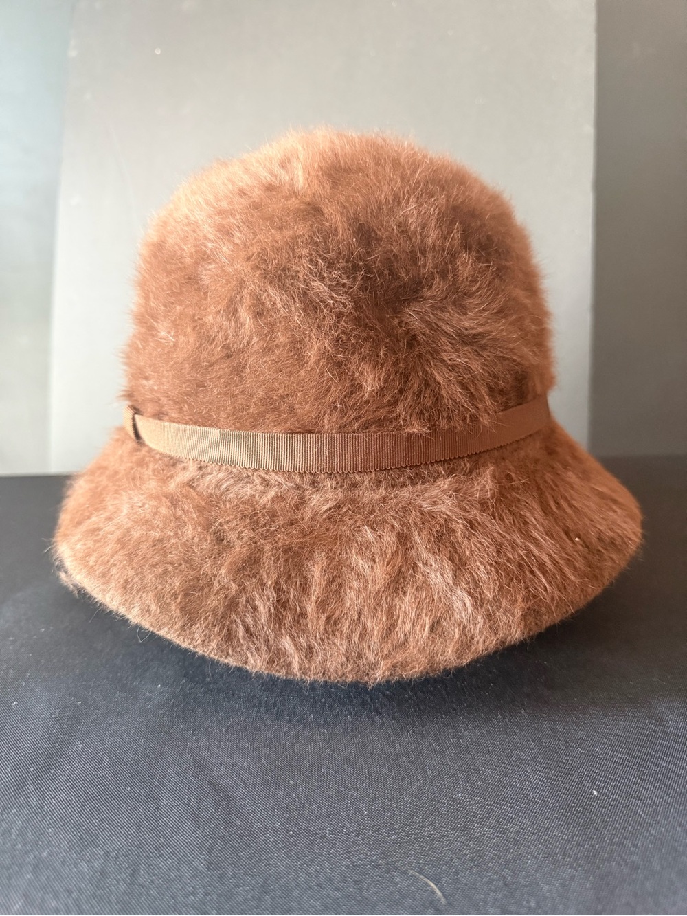Vintage Kangol Fuzzy Women’s Bucket Hat Small 21” Brown Angora Wool Blend
